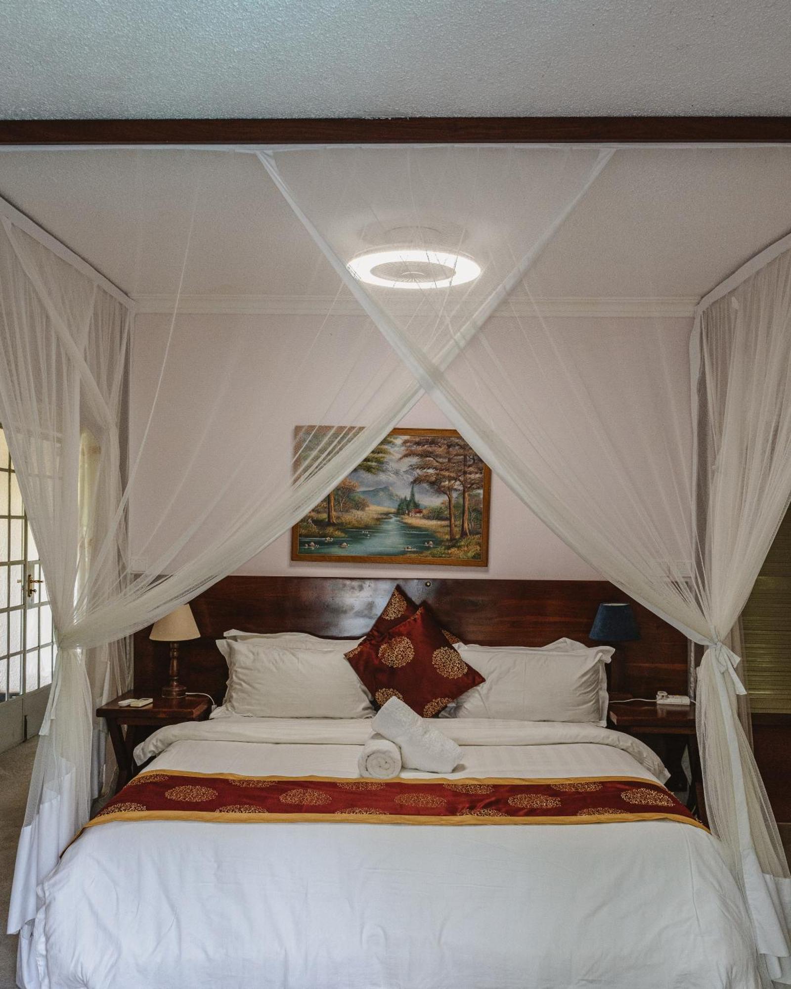 Jacaranda Lodge Victoria Falls Exterior foto
